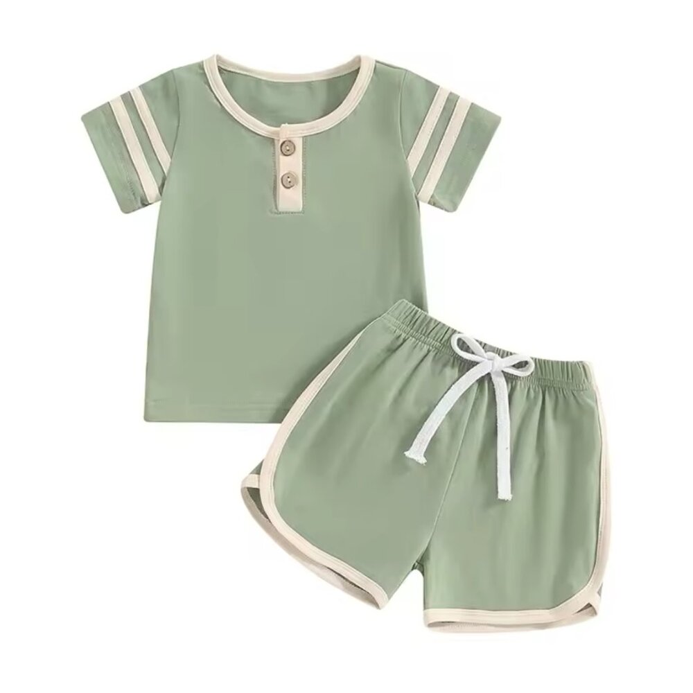 Boy’s Green Short Set Size 6-12M NWT